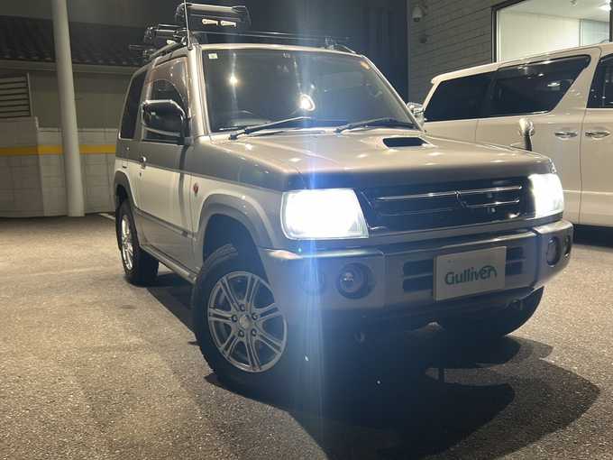 新着情報“パジェロミニリミテッドエディションVR”2005年式シンフォニックシルバー入荷しました！