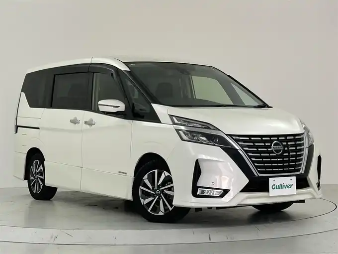 新着情報“セレナハイウェイスターV アーバンクロム”2021年式ブリリアントホワイトパール入荷しました！