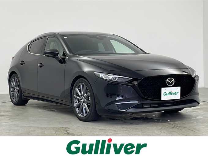 新着情報“ＭＡＺＤＡ３ファストバック15Sツーリング”2020年式ジェットブラックマイカ入荷しました！