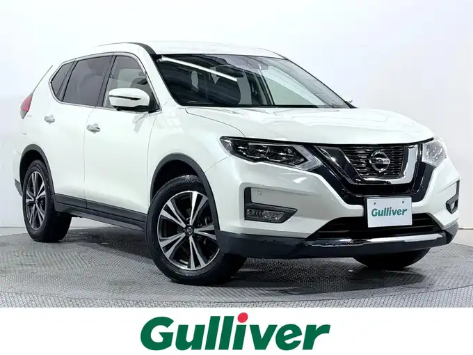 新着情報“エクストレイル20Xi”2018年式ブリリアントホワイトパール入荷しました！