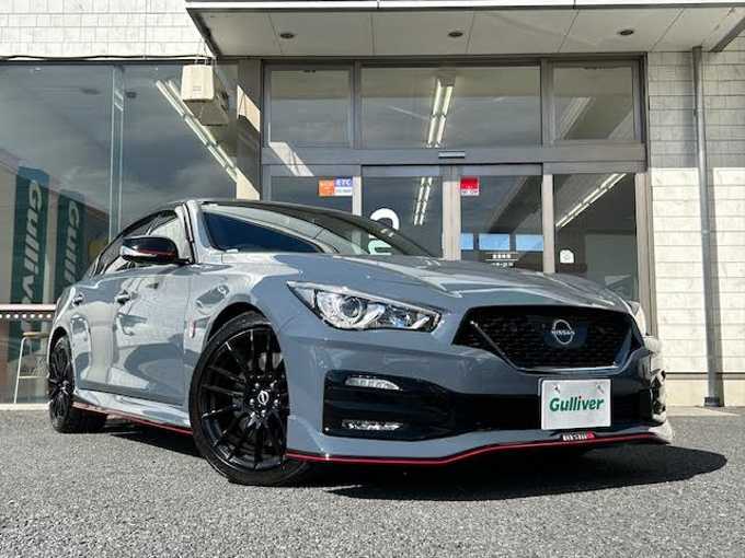 新着情報“スカイラインニスモ（RECAROシート+カーボン製フィニッシャー装着車）”2023年式グレー入荷しました！