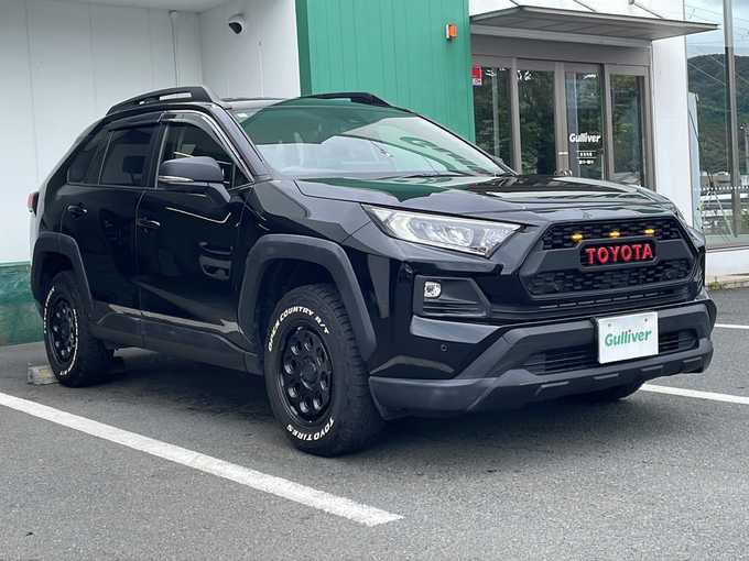 新着情報“ＲＡＶ４アドベンチャー オフロードパッケージⅡ”2023年式アティチュードブラックマイカ入荷しました！