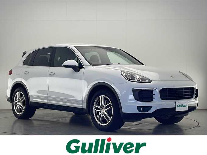 新着情報“カイエンカイエン”2015年式キャララホワイトメタリック入荷しました！