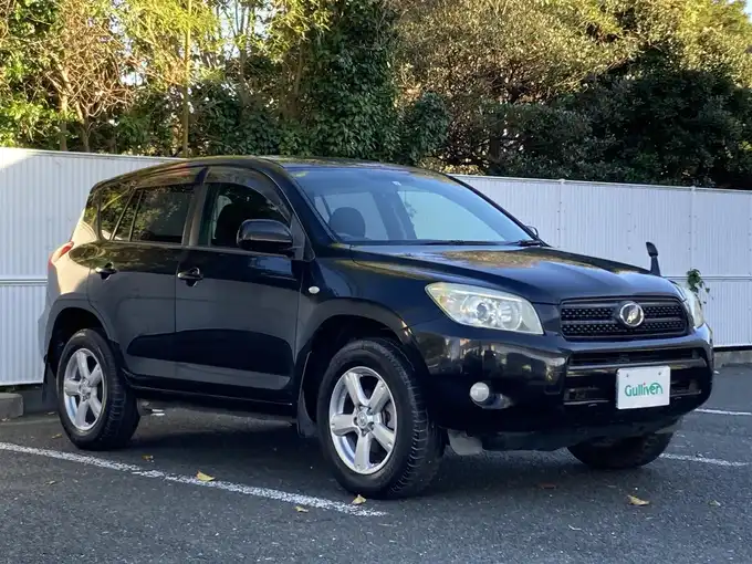 新着情報“ＲＡＶ４G”2007年式ブラック入荷しました！