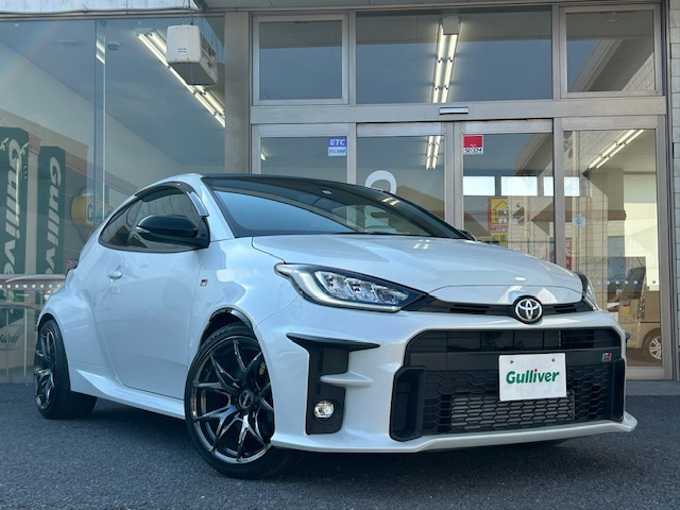 新着情報“ＧＲヤリスRC”2023年式プラチナホワイトパールマイカ入荷しました！