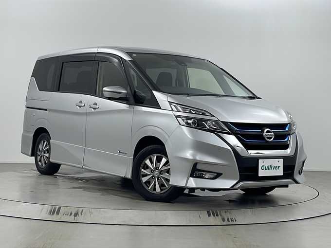 新着情報“セレナe－パワー ハイウェイスターV”2019年式ブリリアントシルバー入荷しました！