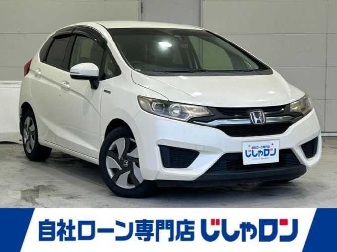 新着情報“フィットハイブリッドハイブリッド・Lパッケージ”2014年式プレミアムホワイトパール入荷しました！