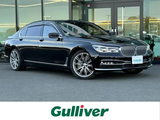 新着情報“７シリーズ750Li Mスポーツ”2017年式黒入荷しました！