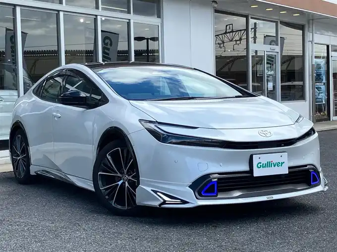 新着情報“プリウスZ”2024年式プラチナホワイトパールマイカ入荷しました！