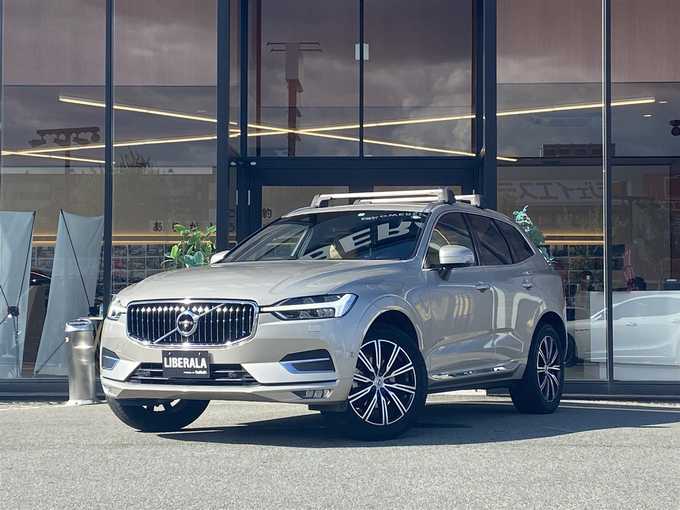 新着情報“ＸＣ６０D4 AWD インスクリプション”2019年式シルバー入荷しました！