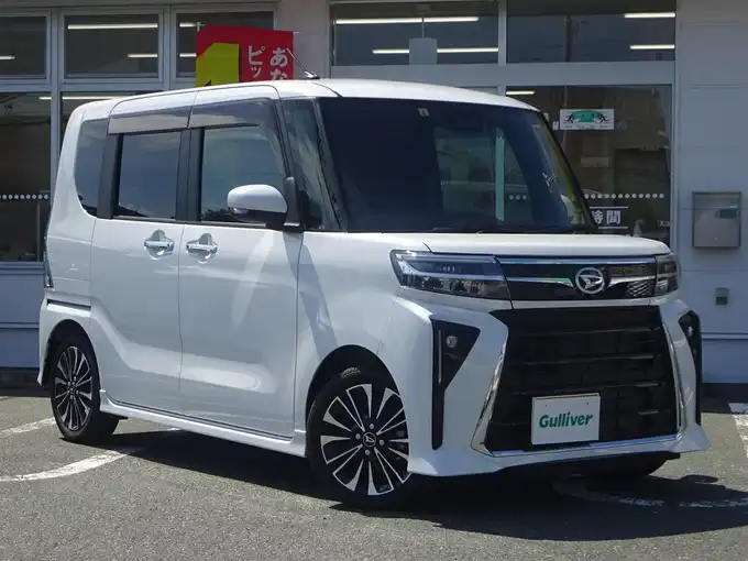 新着情報“タントカスタムRS”2023年式シャイニングホワイトパール入荷しました！