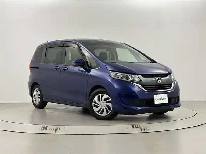 新着情報“フリード＋G・ホンダセンシング”2017年式コバルトブルーパール入荷しました！