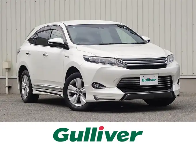 新着情報“ハリアーハイブリッドプレミアム”2014年式ホワイトパールクリスタルシャイン入荷しました！