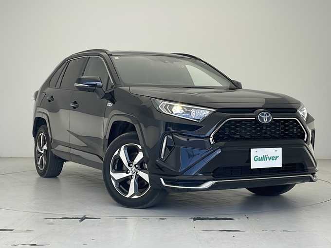 新着情報“ＲＡＶ４ ＰＨＶG Z”2021年式アティチュードブラックマイカ入荷しました！