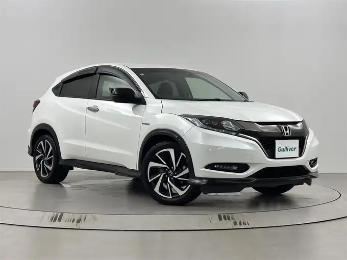 新着情報“ヴェゼルハイブリッドRS・ホンダセンシング”2018年式ホワイトオーキッドパール入荷しました！
