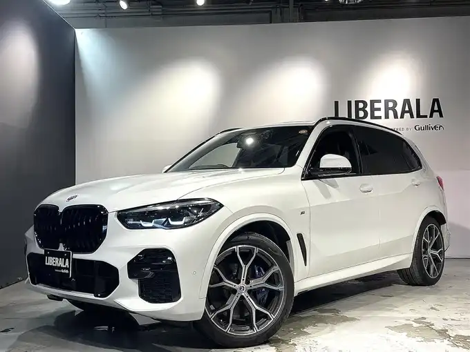 新着情報“Ｘ５xDrive 40d Mスポーツ”2022年式アルピンホワイトⅢ入荷しました！