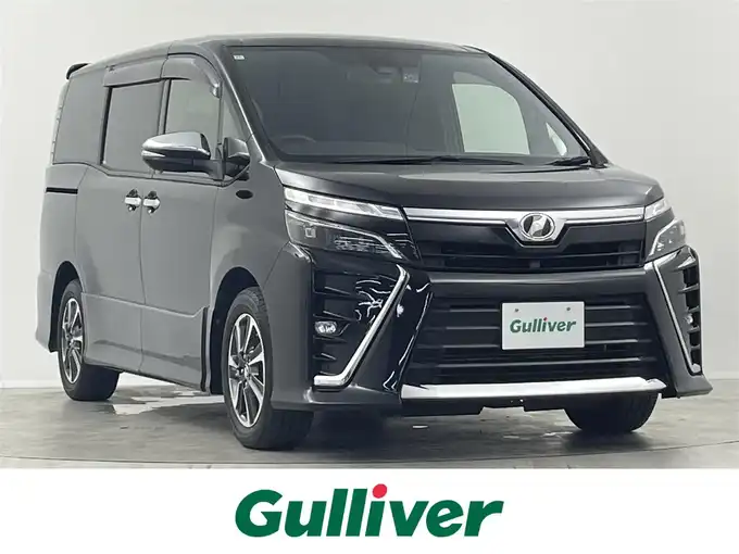 新着情報“ヴォクシーZS 煌”2018年式ブラック入荷しました！