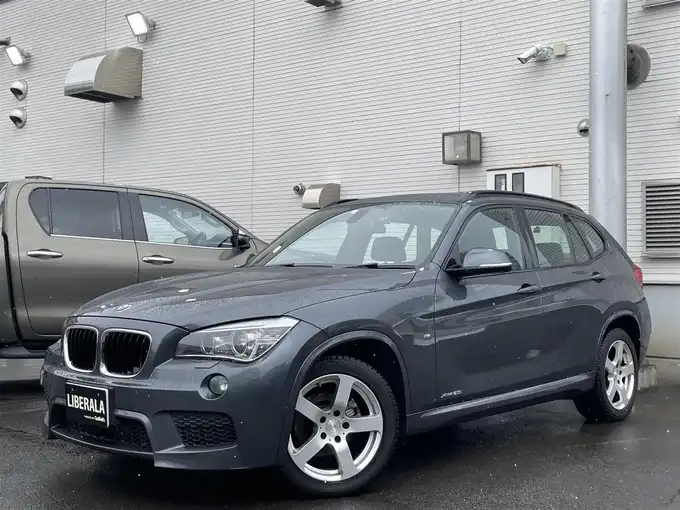 新着情報“Ｘ１xDrive 20i Mスポーツ”2014年式ミネラルグレー入荷しました！