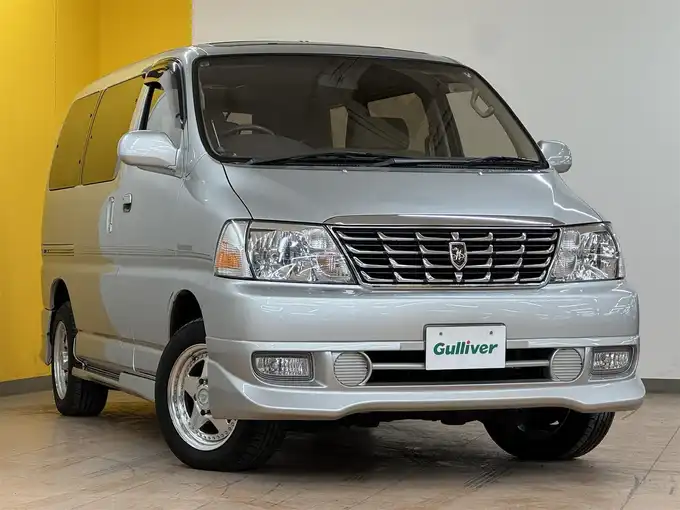 新着情報“グランドハイエースG Lエディション”2001年式ダークグレーマイカメタリック入荷しました！