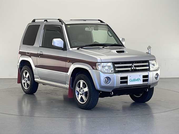 新着情報“パジェロミニエクシード”2008年式クールシルバーM/ラズベリーレッドP入荷しました！