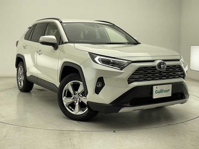 新着情報“ＲＡＶ４ハイブリッドX”2020年式ホワイトパールクリスタルシャイン入荷しました！