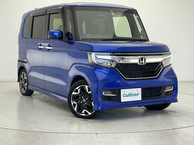 新着情報“Ｎ－ＢＯＸカスタムG・Lターボホンダセンシング”2017年式ブリリアントスポーティブルーメタリック2トーン入荷しました！