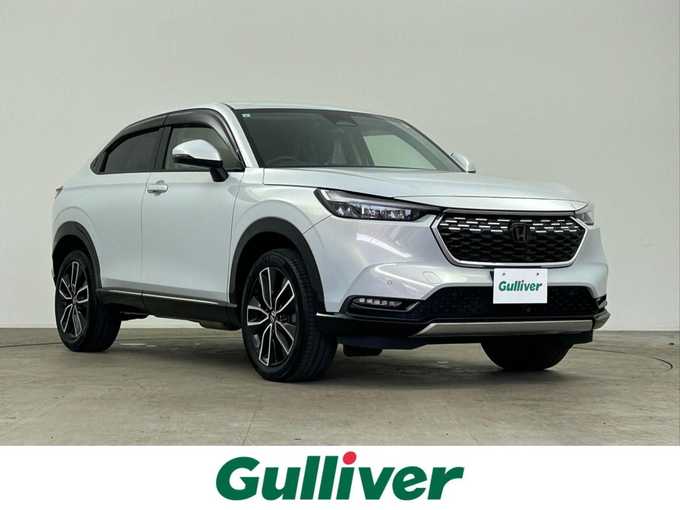 新着情報“ヴェゼルe:HEV Z”2021年式プレミアムサンライトホワイトパール入荷しました！