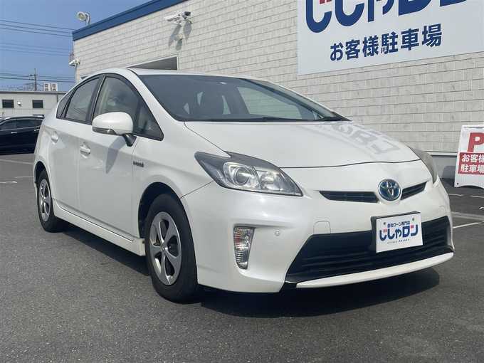 新着情報“プリウスS”2012年式ホワイトパールクリスタルシャイン入荷しました！