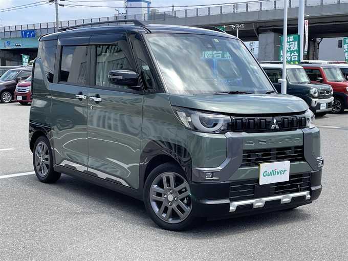 新着情報“デリカミニG プレミアム”2023年式ＤグリーンＭ入荷しました！