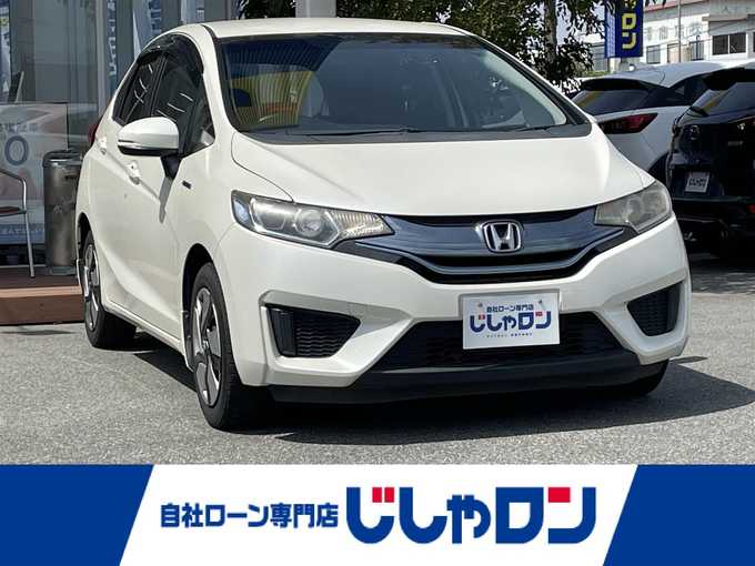 新着情報“フィットハイブリッドハイブリッド・Fパッケージ”2014年式プレミアムホワイトパール入荷しました！
