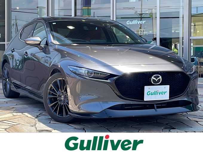 新着情報“ＭＡＺＤＡ３ファストバック20Sバーガンディ セレクション”2022年式マシーングレープレミアムM入荷しました！