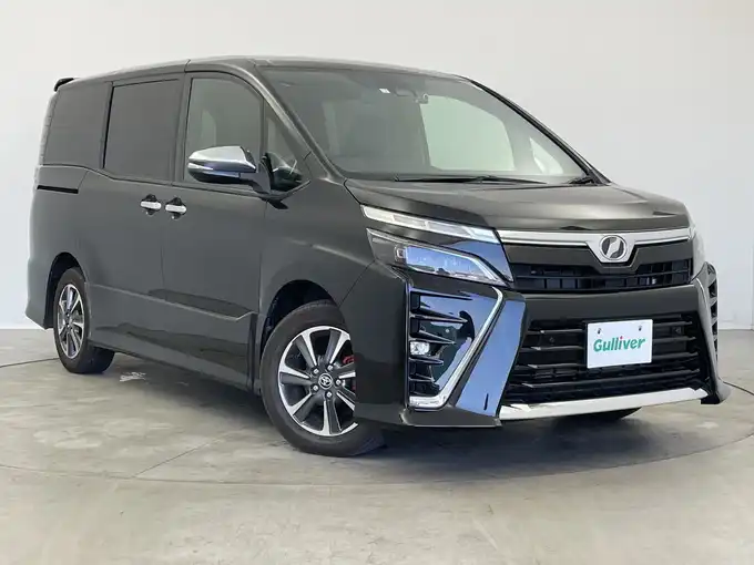 新着情報“ヴォクシーZS 煌Ⅱ”2020年式イナズマスパーキングブラックガラスフレーク入荷しました！