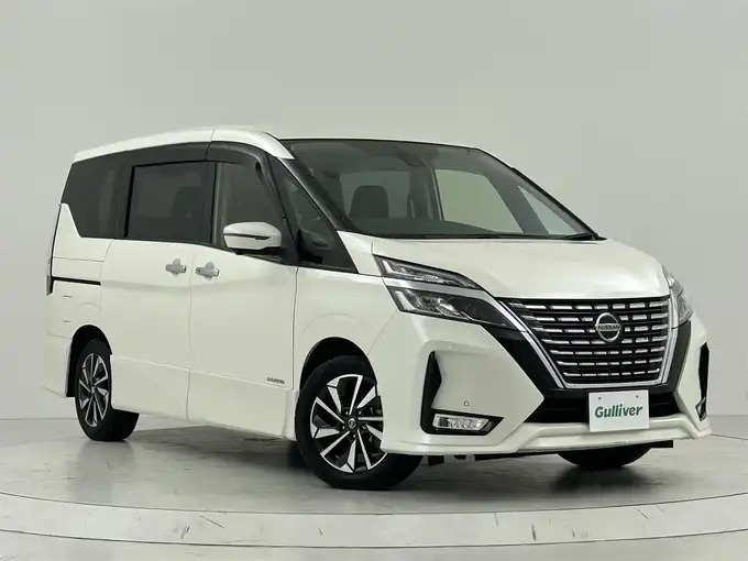 新着情報“セレナハイウェイスターV”2020年式ブリリアントホワイトパール入荷しました！