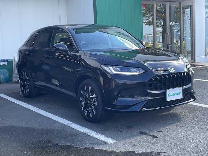 新着情報“ＺＲ－Ｖe:HEV Z”2022年式クリスタルブラックパール入荷しました！