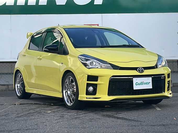 新着情報“ヴィッツGRスポーツ”2017年式ルミナスイエロー入荷しました！
