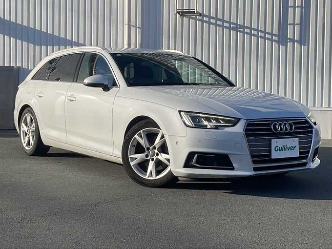 新着情報“Ａ４アバント1．4TFSIスポーツ”2018年式パール入荷しました！