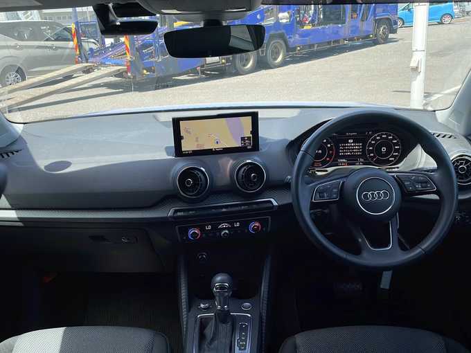 車両画像02