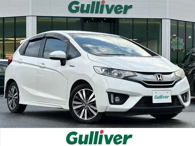 新着情報“フィットハイブリッドハイブリッド・Sパッケージ”2015年式ホワイトオーキッドパール入荷しました！