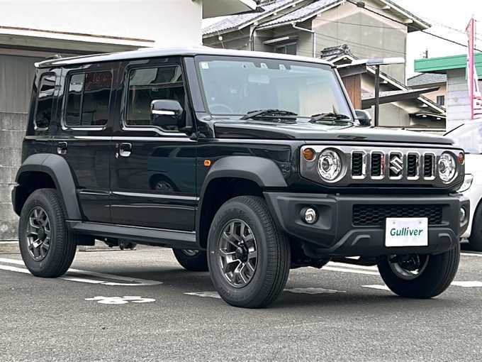 新着情報“ジムニーノマドFC”2025年式黒入荷しました！