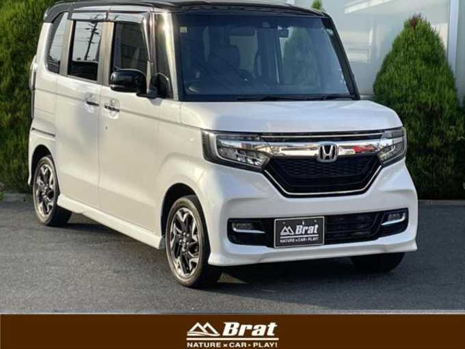 新着情報“Ｎ－ＢＯＸカスタムG・EXターボホンダセンシング”2018年式プラチナホワイトパール入荷しました！