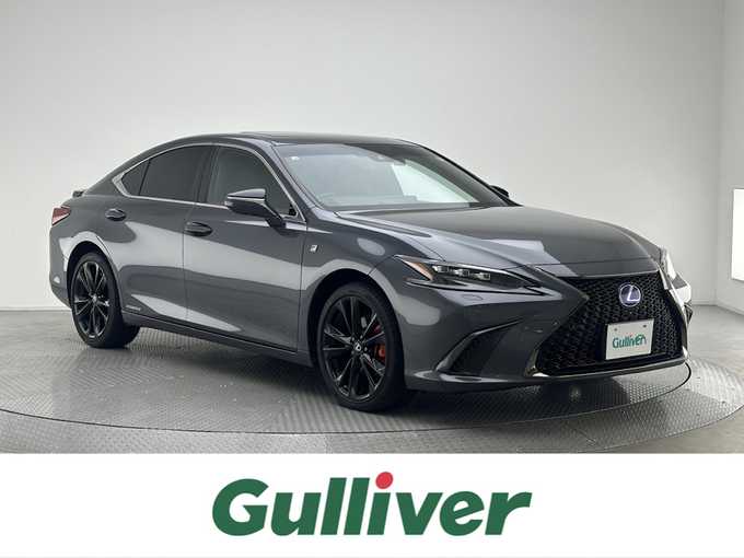 新着情報“ＥＳES300h Fスポーツ”2022年式ソニッククロム入荷しました！