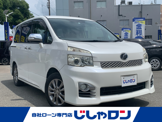 新着情報“ヴォクシーZS 煌Ⅱ”2012年式ホワイトパールクリスタルシャイン入荷しました！
