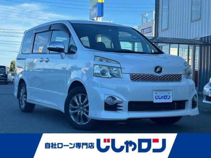 新着情報“ヴォクシーZS 煌Ⅱ”2012年式ホワイトパールクリスタルシャイン入荷しました！