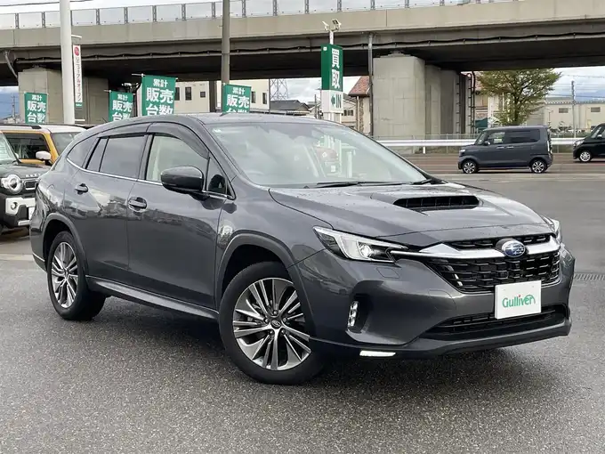 新着情報“レヴォーグSTIスポーツ EX ブラックインテリアセレクション”2024年式グレー入荷しました！