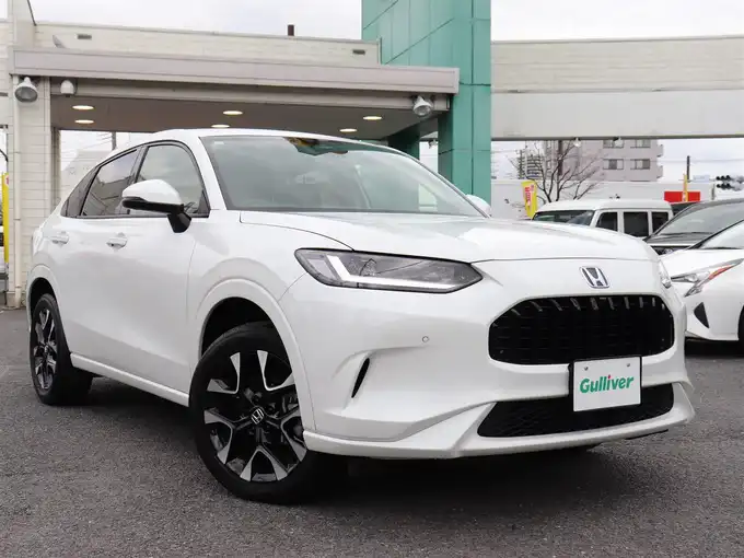 新着情報“ＺＲ－Ｖe:HEV Z”2023年式プラチナホワイトパール入荷しました！