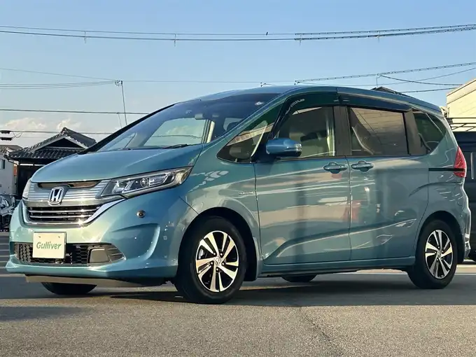 新着情報“フリード＋ハイブリッドハイブリッドEX”2016年式ブルーホライゾンM入荷しました！