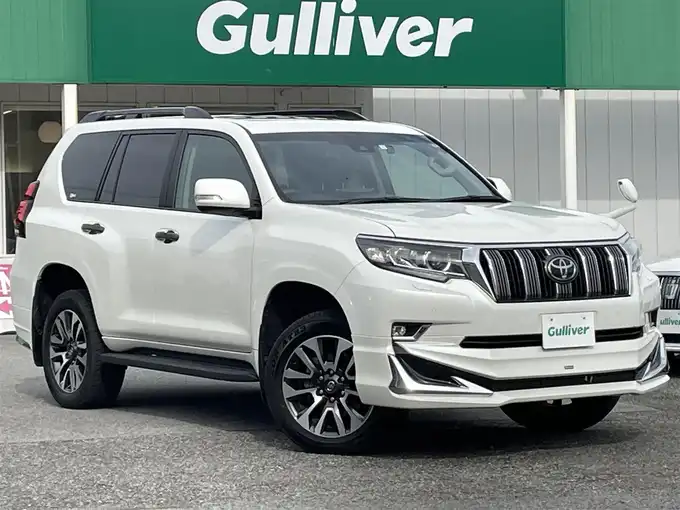 新着情報“ランドクルーザープラドTX Lパッケージ”2023年式ホワイトパールクリスタルシャイン入荷しました！