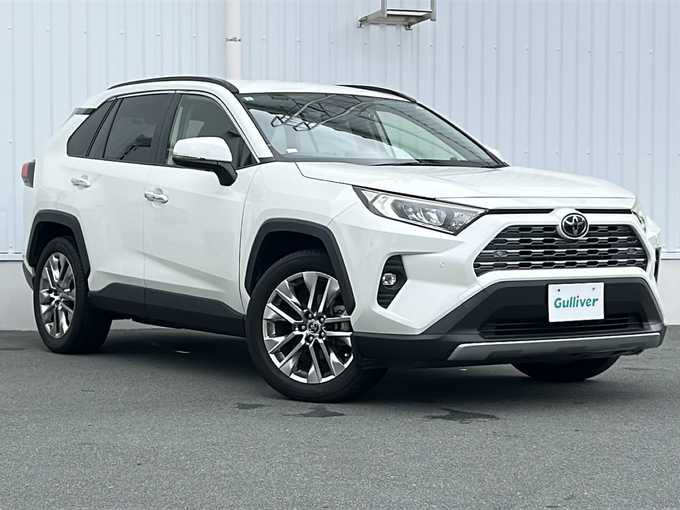 新着情報“ＲＡＶ４G Zパッケージ”2019年式ホワイトパールクリスタルシャイン入荷しました！