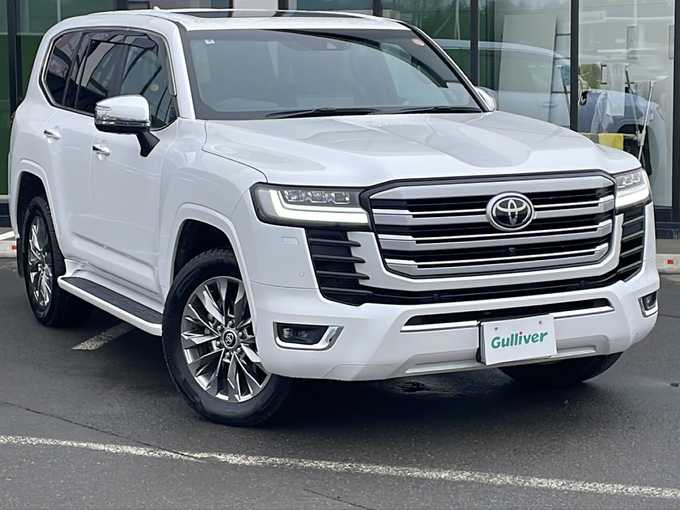 新着情報“ランドクルーザーZX”2022年式プレシャスホワイトパール入荷