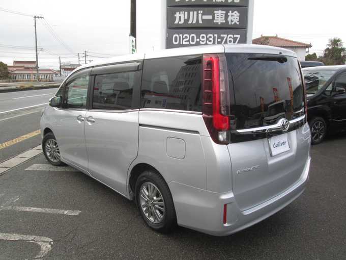 車両画像03